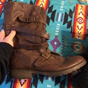 Madden Girl Shoes - Two pairs of madden girl floppy boots! Madden Girl Shoes - Two pairs of madden girl floppy boots!